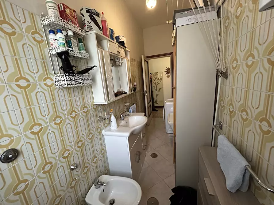 Immagine 24 di Pentalocale in vendita  in Via Tagliamento 85 a Avellino