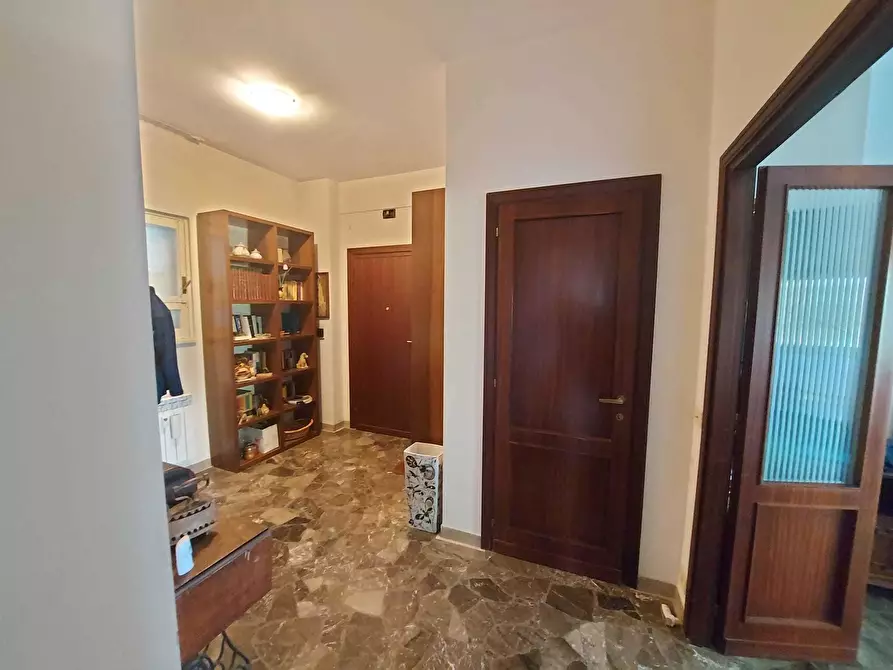 Immagine 4 di Trilocale in vendita  in Via Ascanio Fenizi 71 a Roma