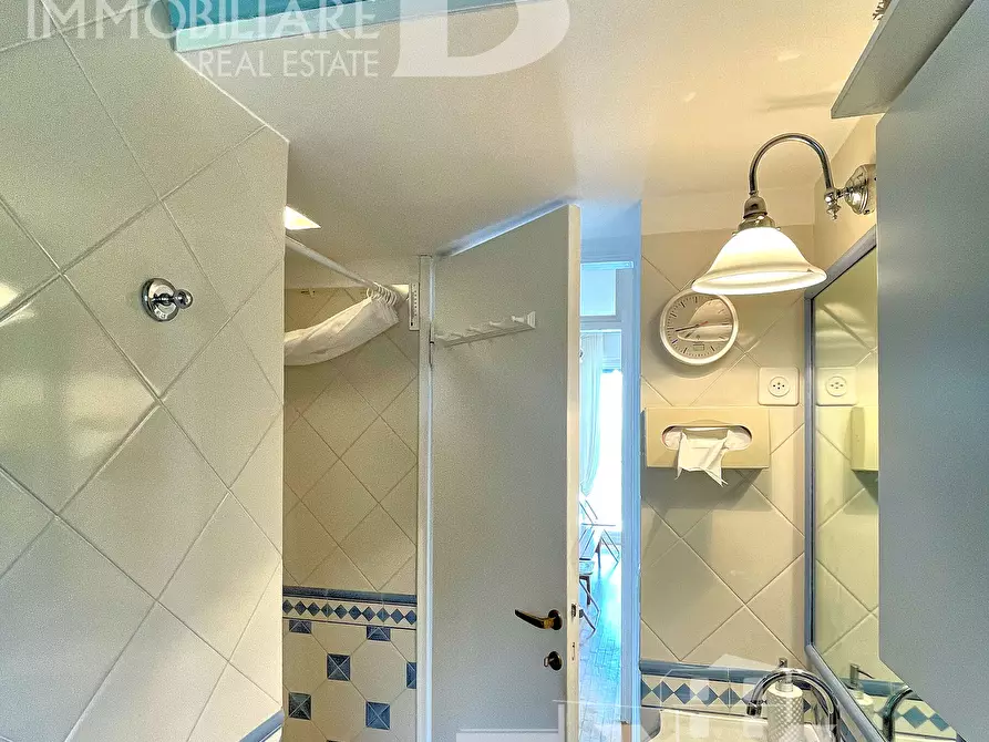 Immagine 52 di Attico in vendita  in Via Alla Torre 2 a Sori