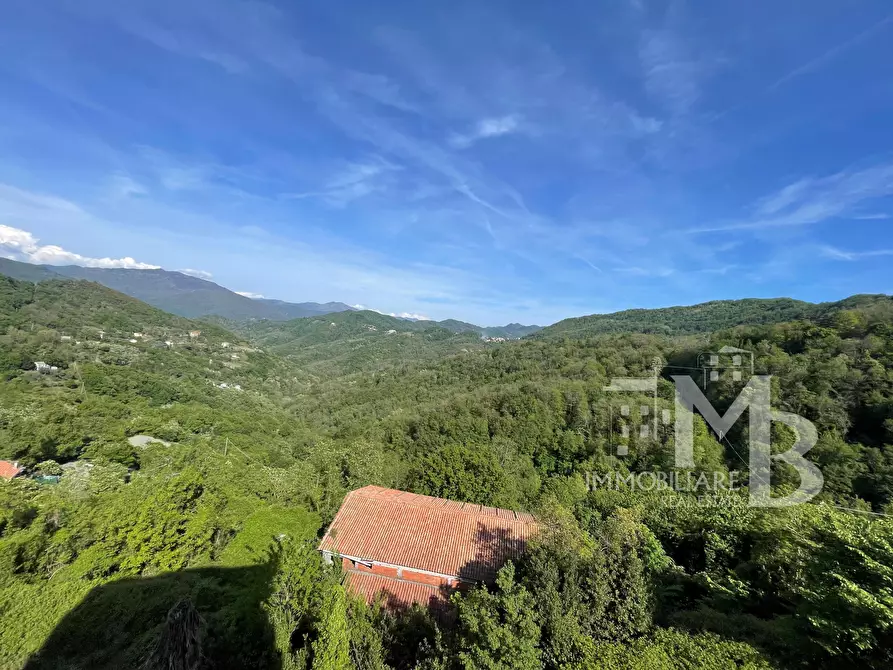 Immagine 3 di Quadrilocale in vendita  in Frazione Pannesi 53 a Lumarzo