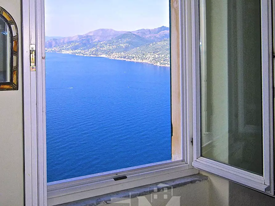 Immagine 8 di Porzione di casa in vendita  a Camogli