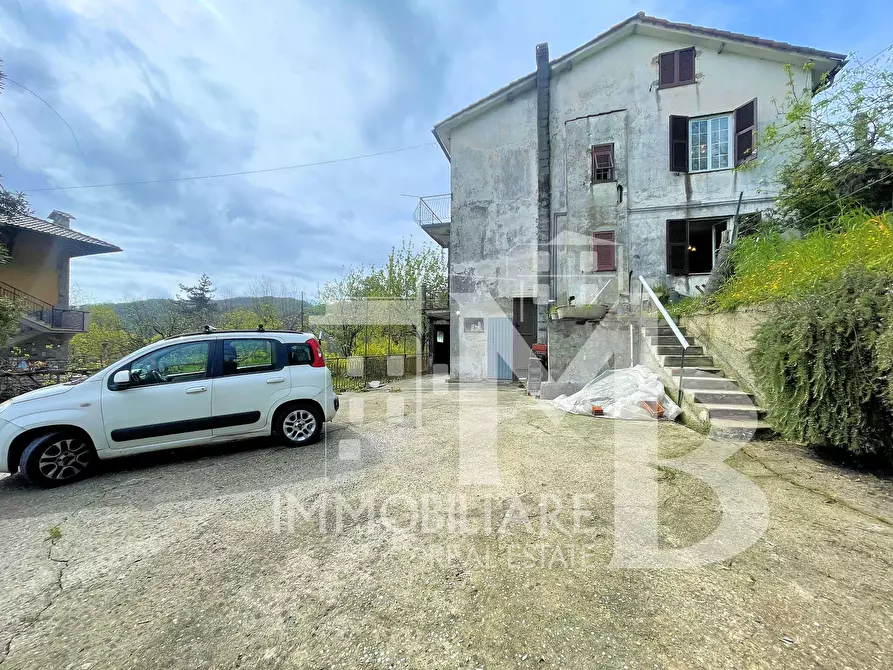 Immagine 8 di Casa bifamiliare in vendita  in Frazione Pannesi 41 a Lumarzo