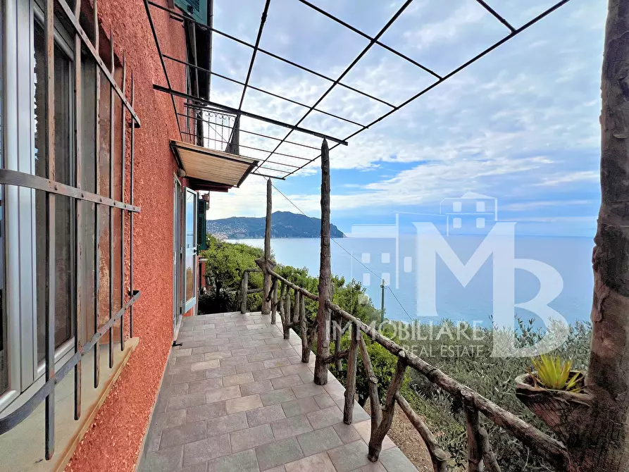 Immagine 17 di Casa semindipendente in vendita  in Frazione Sant'Apollinare 3 a Sori