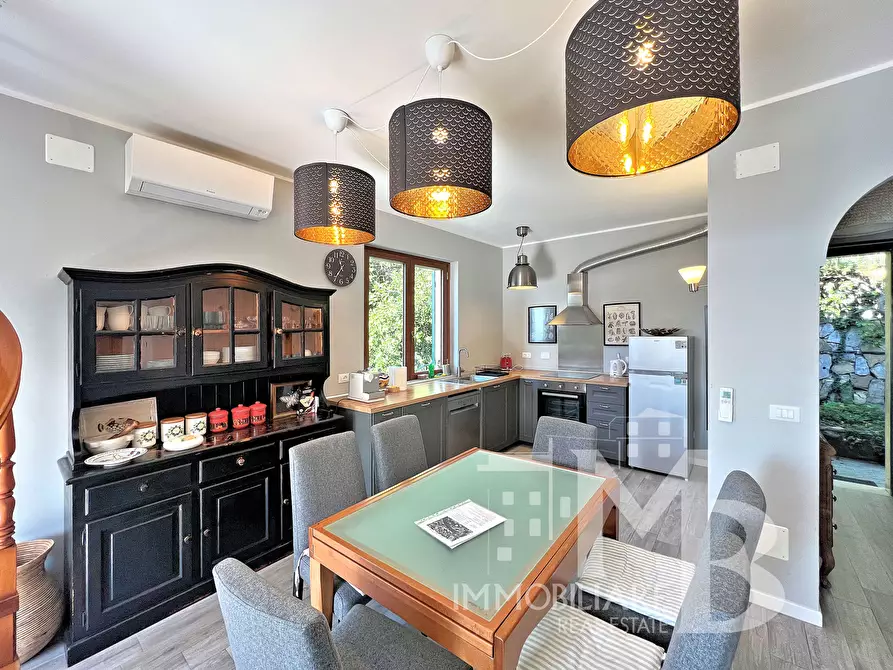 Immagine 6 di Pentalocale in vendita  in Via Salvo D'Acquisto a Recco