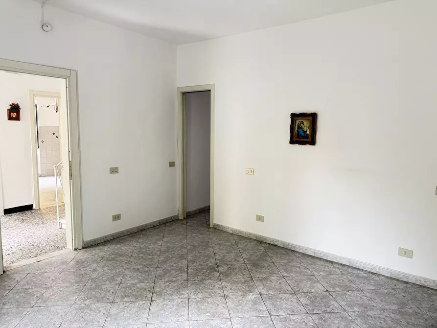 Immagine 10 di Appartamento in vendita  in Viale Giuseppe Mazzini a Sarzana