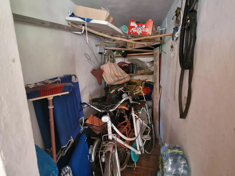 Immagine 14 di Quadrilocale in vendita  a Sarzana