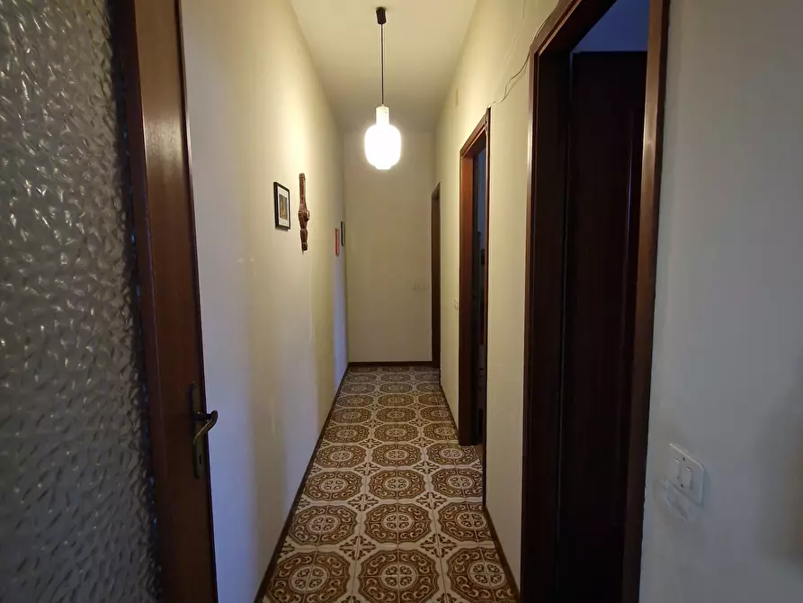 Immagine 7 di Quadrilocale in vendita  a Sarzana