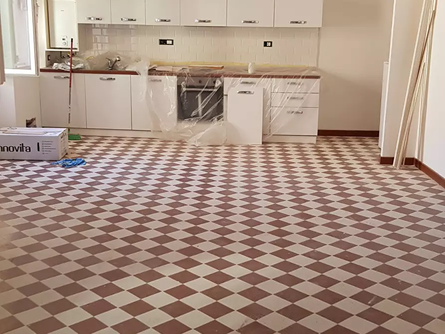 Immagine 1 di Quadrilocale in affitto  a Sarzana