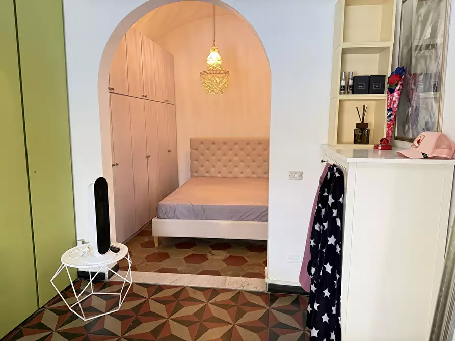 Immagine 14 di Trilocale in vendita  in Piazza Luni a Sarzana