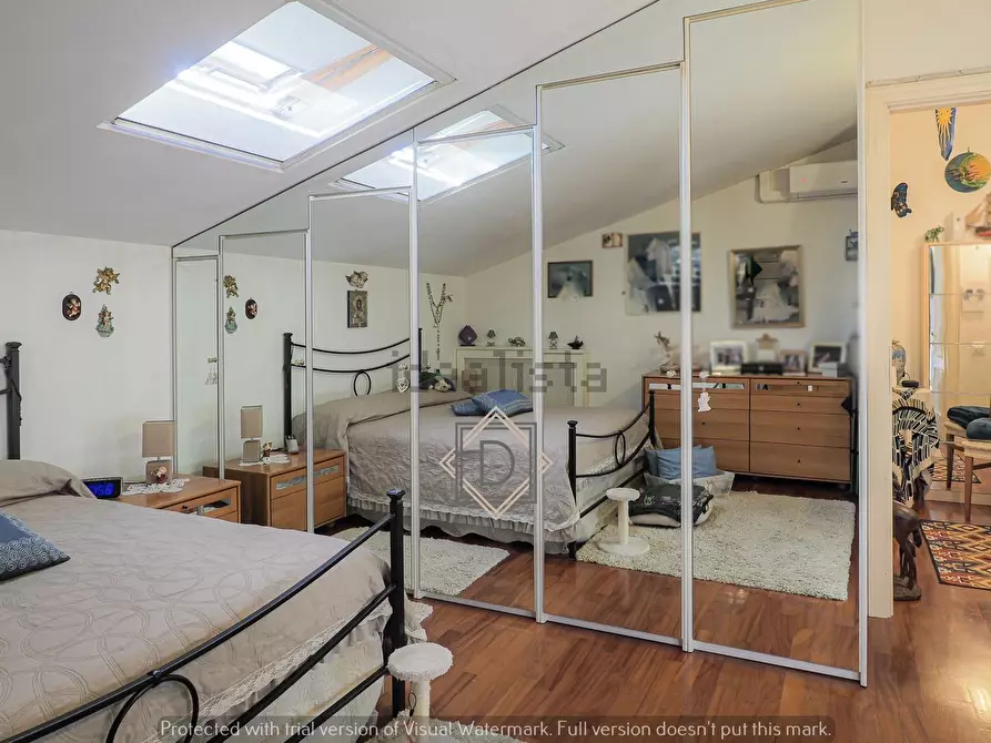 Immagine 23 di Pentalocale in vendita  a Sarzana