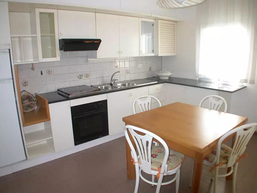 Immagine 2 di Trilocale in affitto  a Aulla