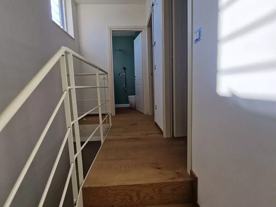 Immagine 8 di Quadrilocale in vendita  a Sarzana