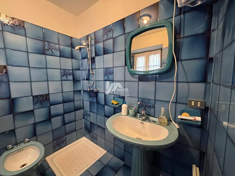 Immagine 20 di Trilocale in vendita  in via bezzuglio 3 a Toscolano-Maderno