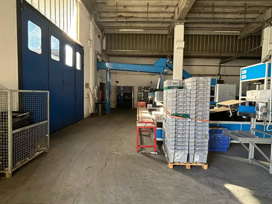 Immagine 9 di Attività artigianale in vendita  in Via Giosuè Carducci 17 a San Pietro Mosezzo