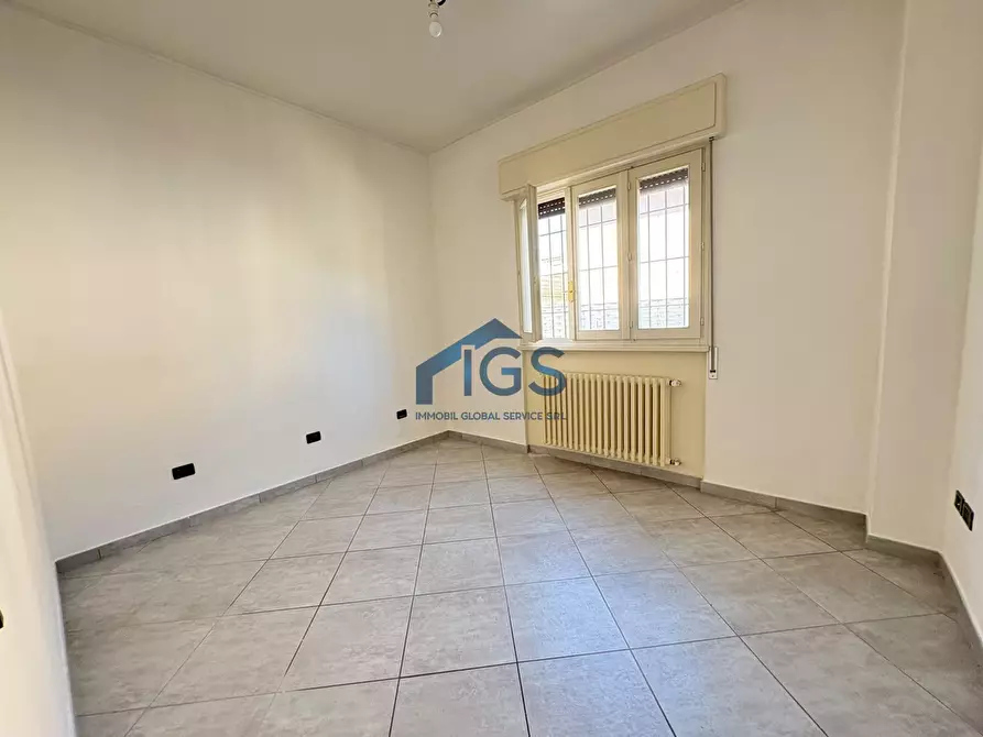 Immagine 18 di Villa in vendita  in Via Perugia a Brescia