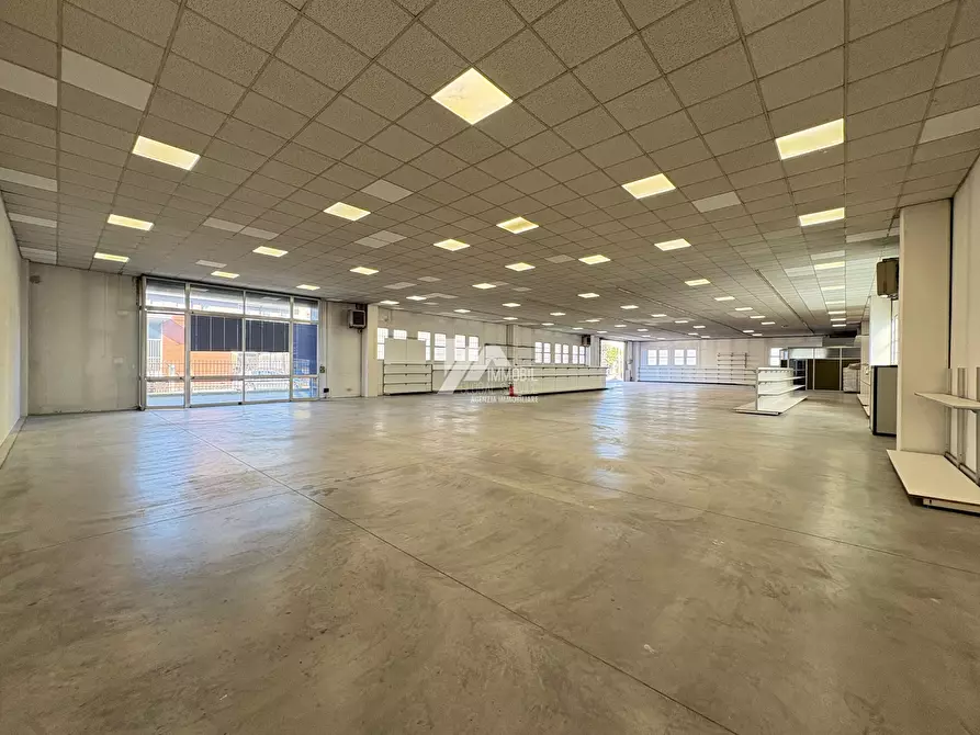 Immagine 7 di Attività artigianale in affitto  in Via Orzinuovi a Brescia