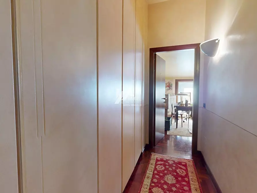 Immagine 12 di Pentalocale in vendita  in Via Ronchi San Francesco da Paola 25 a Brescia