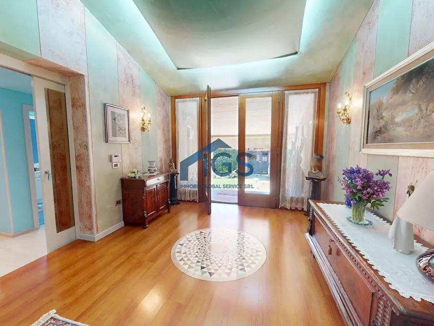 Immagine 7 di Villa in vendita  in Via Puglia 1 a Leno