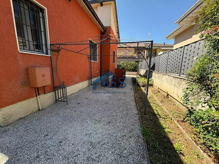 Immagine 6 di Villa in vendita  in Via Perugia a Brescia