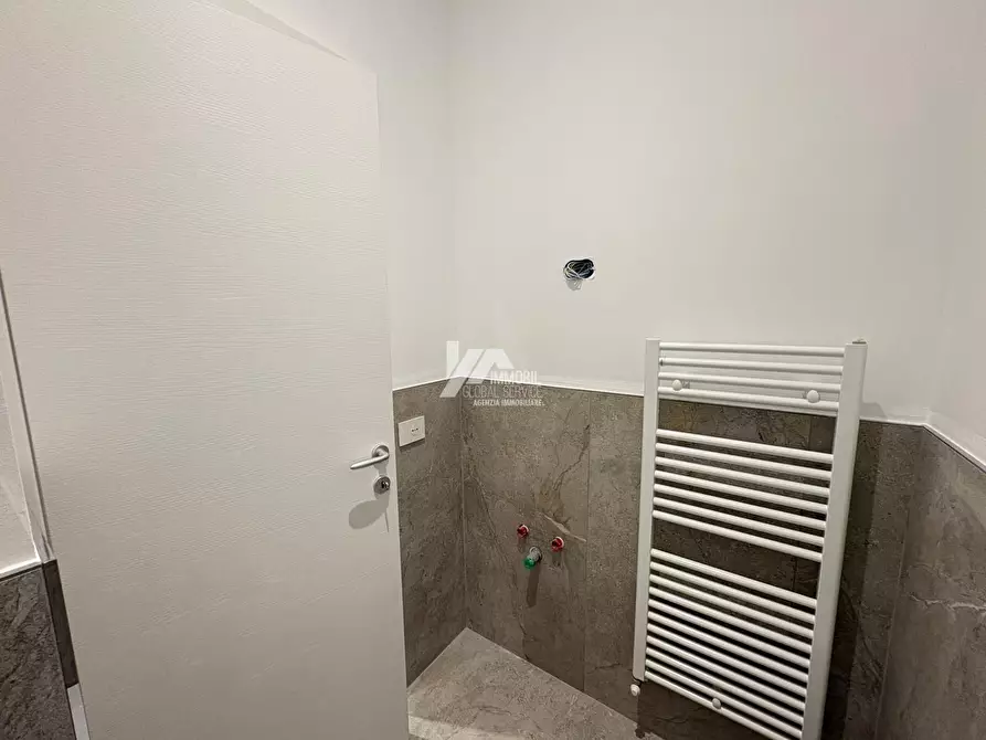 Immagine 13 di Trilocale in vendita  in Via Toscana 55 a Brescia