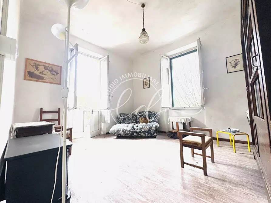 Immagine 20 di Pentalocale in vendita  a Lucca