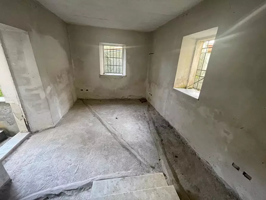 Immagine 22 di Casa indipendente in vendita  a Montignoso