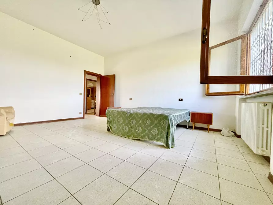 Immagine 36 di Villa in vendita  a Pietrasanta