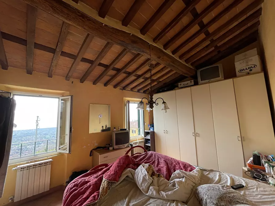 Immagine 15 di Casa indipendente in vendita  a Pietrasanta