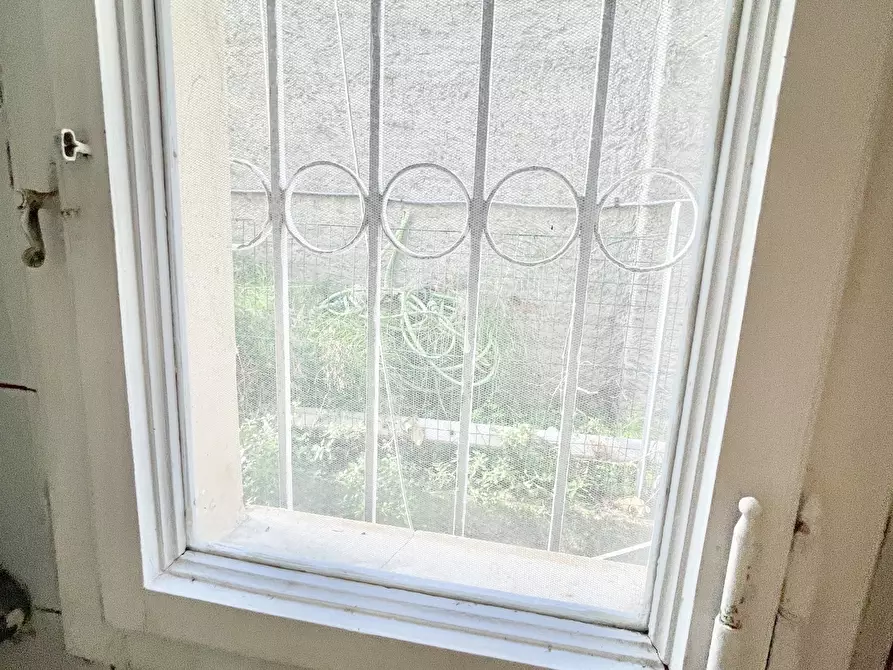 Immagine 37 di Porzione di casa in vendita  a Pietrasanta