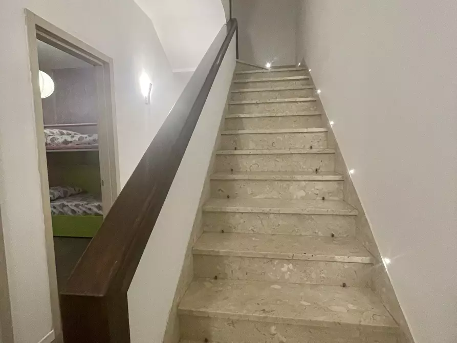 Immagine 65 di Porzione di casa in affitto  a Pietrasanta