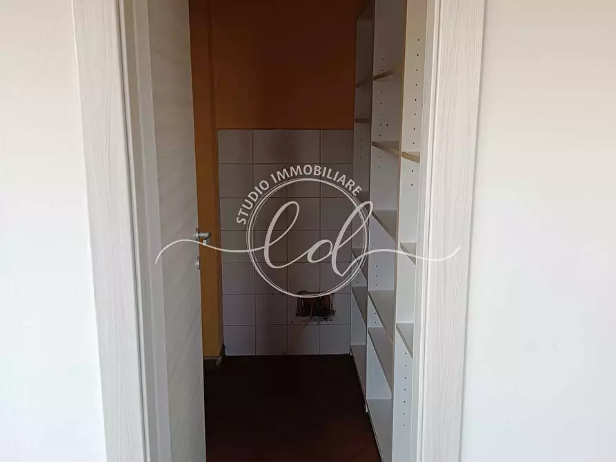 Immagine 8 di Porzione di casa in vendita  a Camaiore