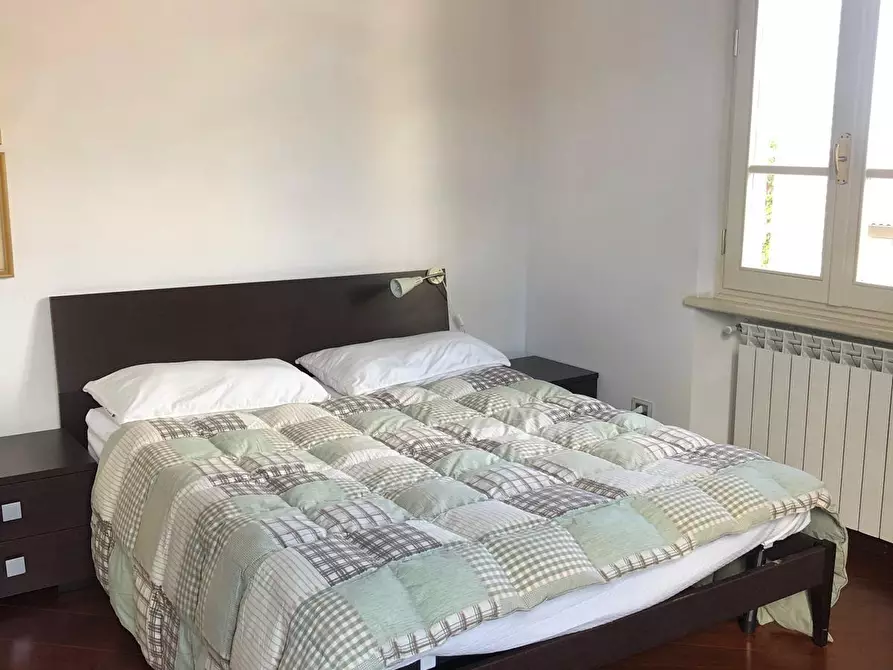 Immagine 22 di Trilocale in affitto  a Pietrasanta