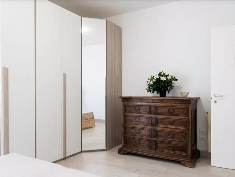 Immagine 42 di Quadrilocale in affitto  a Camaiore