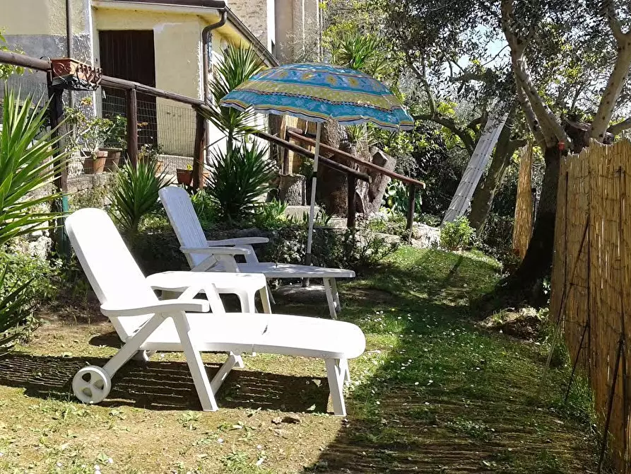 Immagine 22 di Porzione di casa in vendita  a Pietrasanta