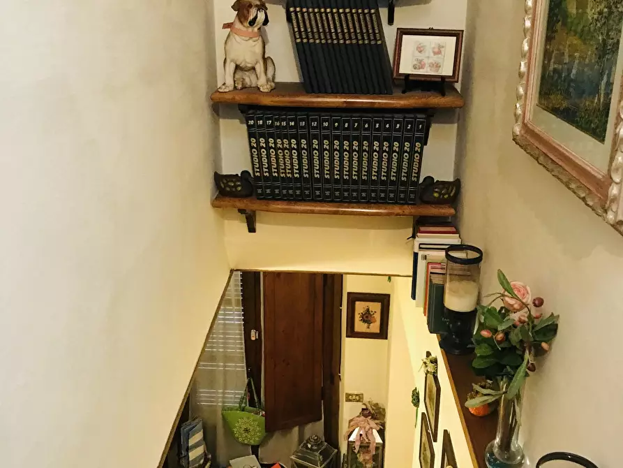 Immagine 9 di Porzione di casa in vendita  a Pietrasanta