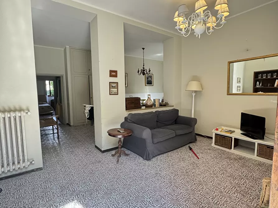 Immagine 6 di Casa indipendente in affitto  a Pietrasanta