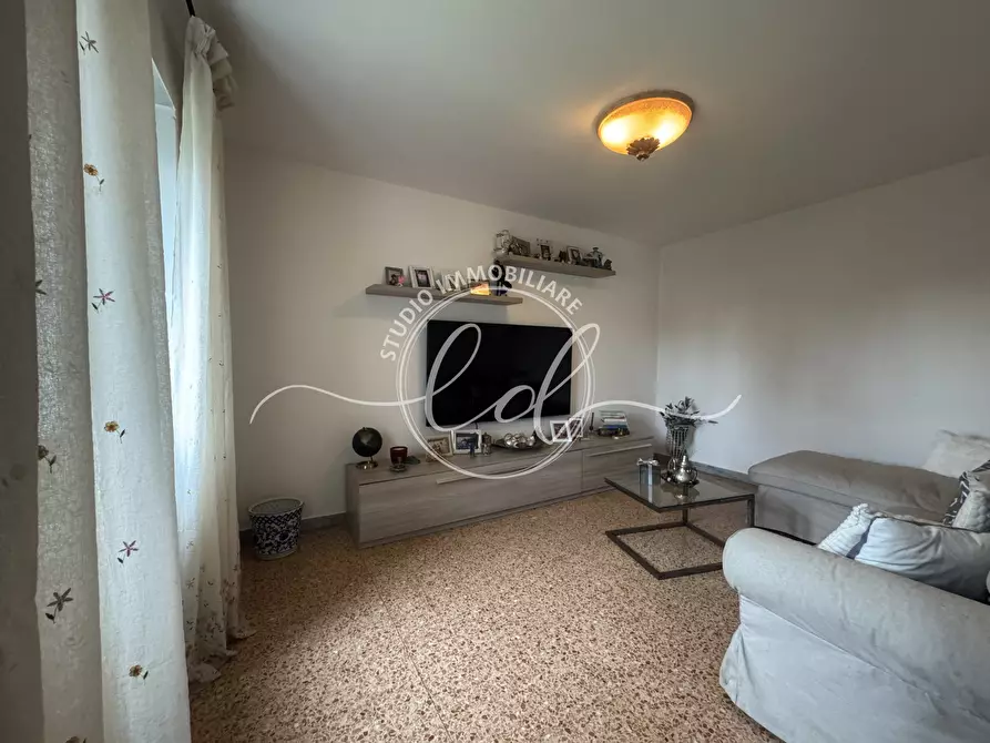 Immagine 21 di Terratetto in vendita  a Seravezza