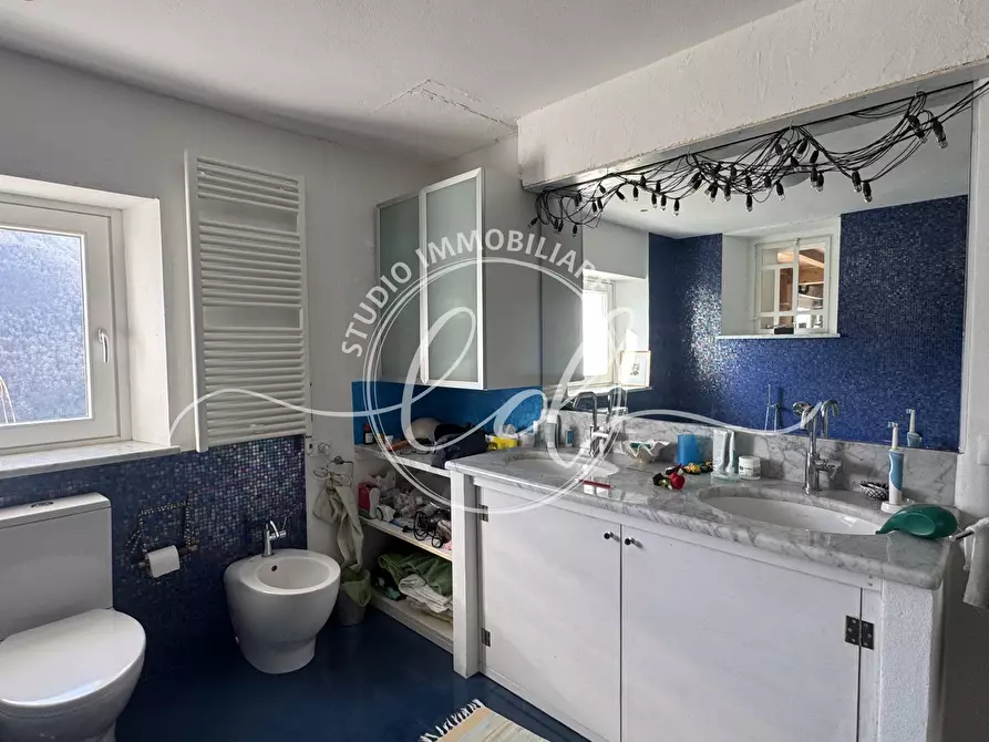 Immagine 34 di Casa indipendente in vendita  a Stazzema