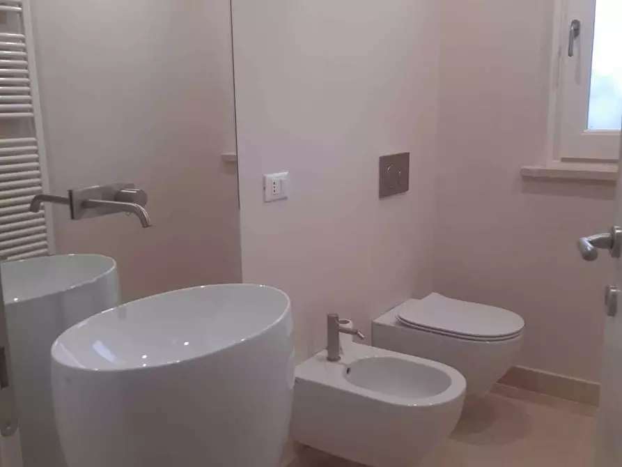 Immagine 10 di Villa in affitto  a Pietrasanta