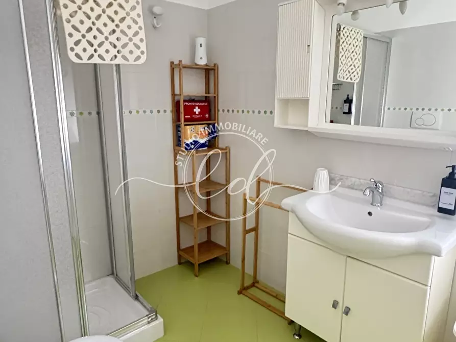 Immagine 24 di Trilocale in vendita  a Pietrasanta