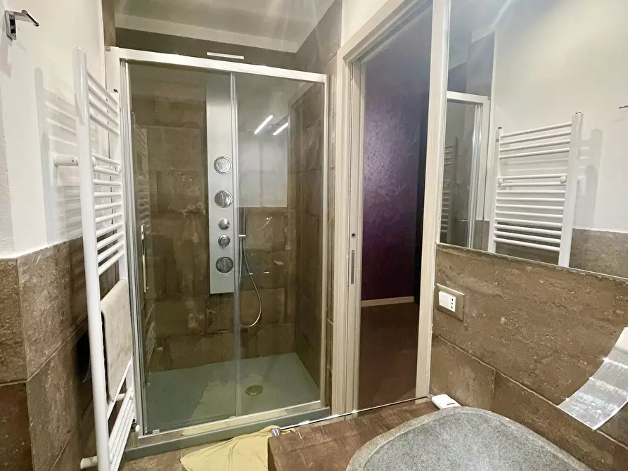 Immagine 55 di Porzione di casa in affitto  a Pietrasanta