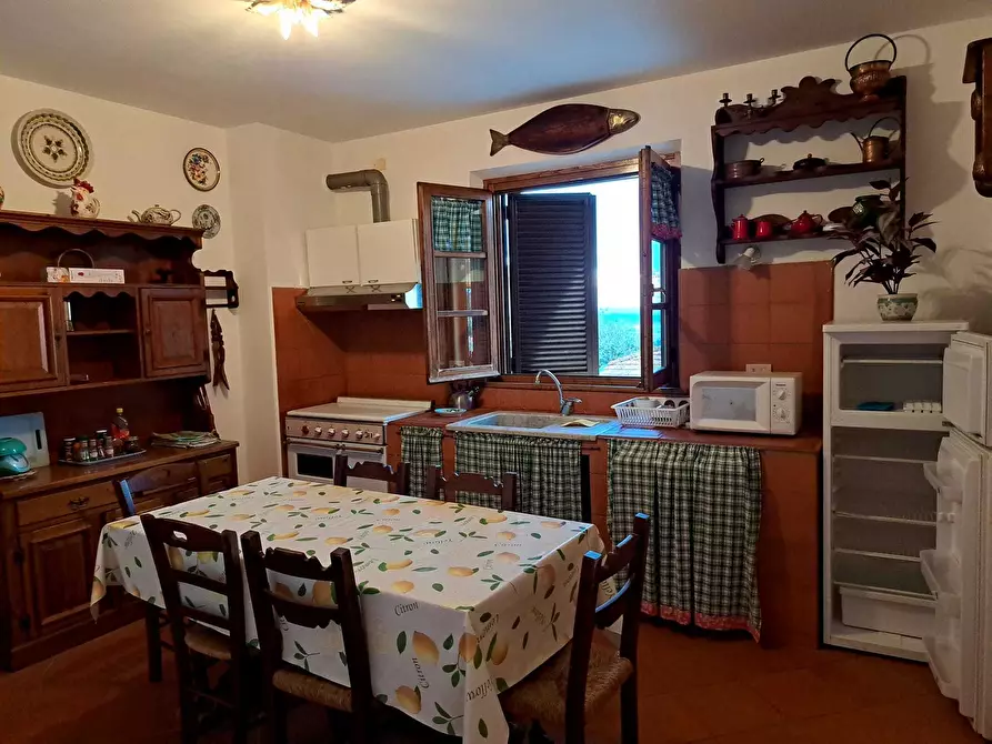 Immagine 17 di Casa indipendente in vendita  a Massarosa