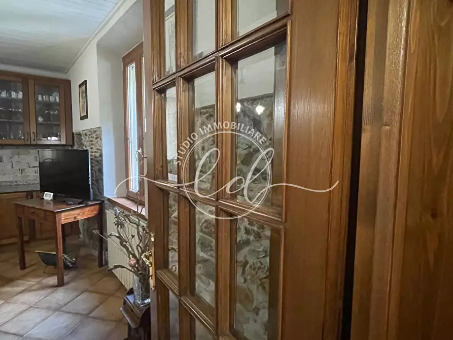 Immagine 13 di Porzione di casa in vendita  a Massarosa