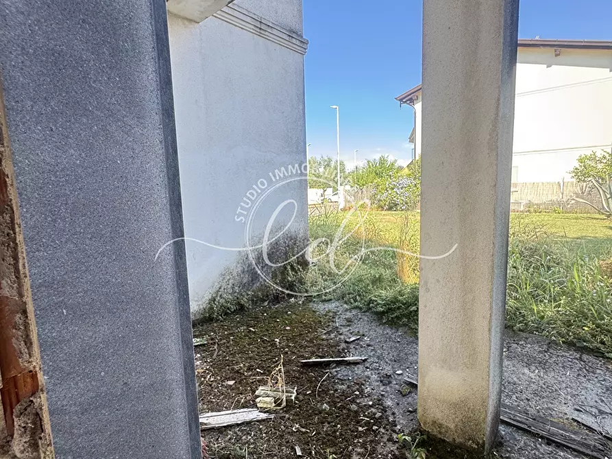 Immagine 35 di Porzione di casa in vendita  a Seravezza