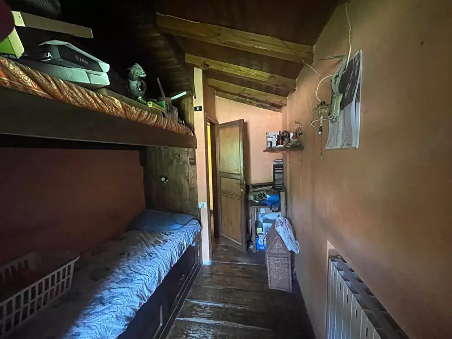 Immagine 37 di Casa indipendente in vendita  a Camaiore
