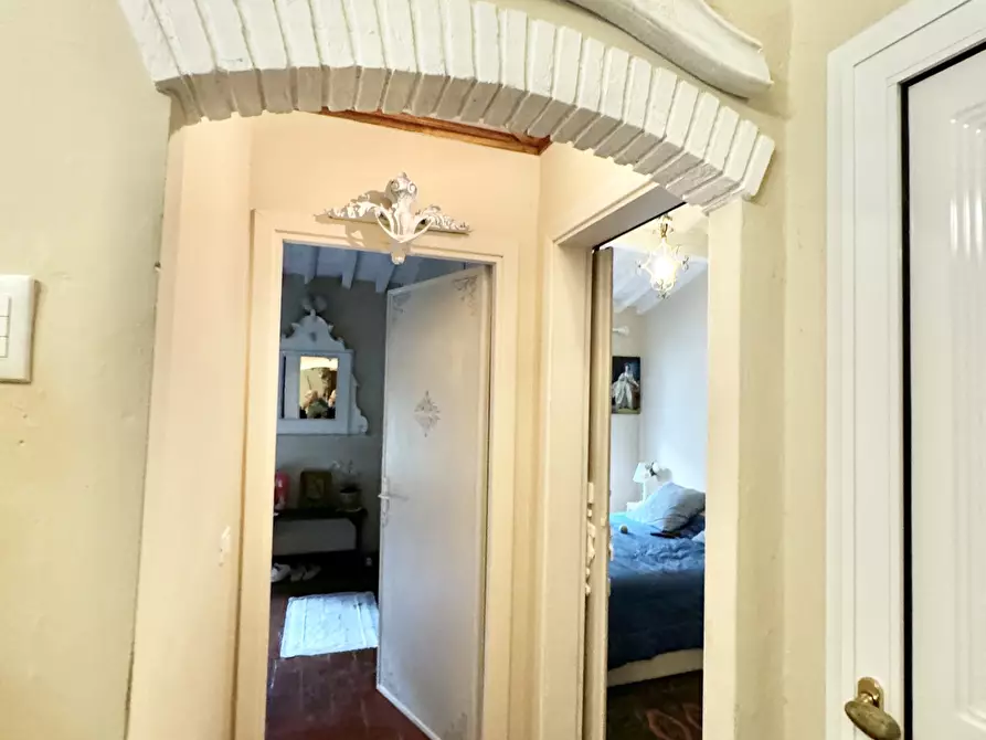 Immagine 17 di Quadrilocale in vendita  a Seravezza