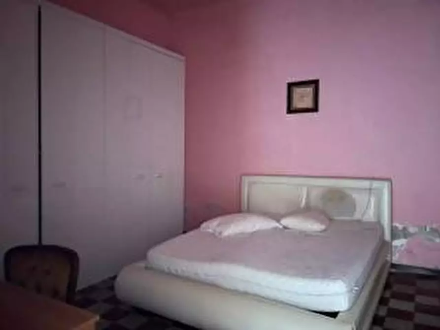 Immagine 12 di Casa indipendente in vendita  a Seravezza