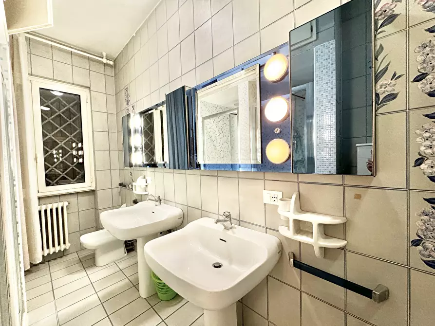 Immagine 56 di Porzione di casa in vendita  a Forte Dei Marmi