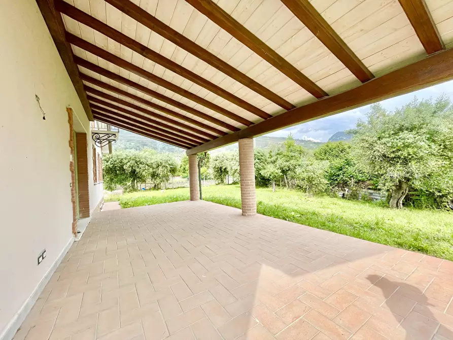 Immagine 8 di Casa indipendente in vendita  a Pietrasanta