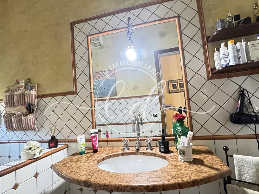 Immagine 55 di Casa indipendente in vendita  a Massarosa